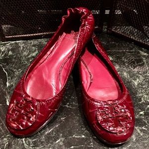 Tory Burch Reva Crocodile Burgundy Ballet Flats